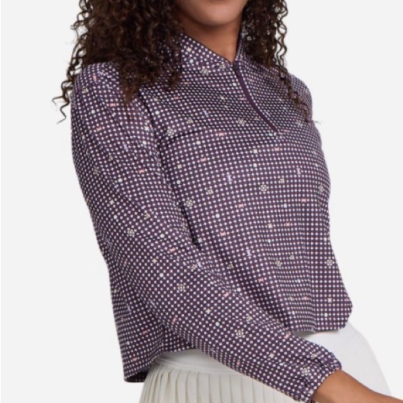 Bad Birdie 1/4 Zip Throwing Darts Long Sleeve
NWT - Picture 4 of 9